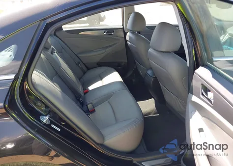 2015 Hyundai Sonata Hybrid Limited z USA, uszkodzony, nr VIN KMHEC4A4XFA127178